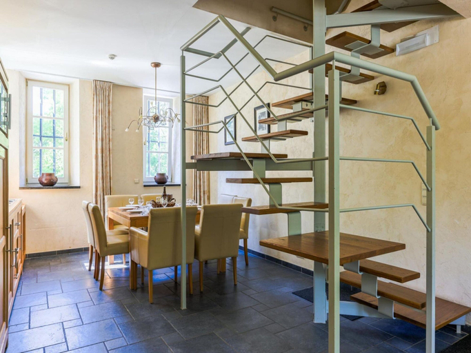 Others 4, Tower Apartment in a 16th-century Castle, Liège