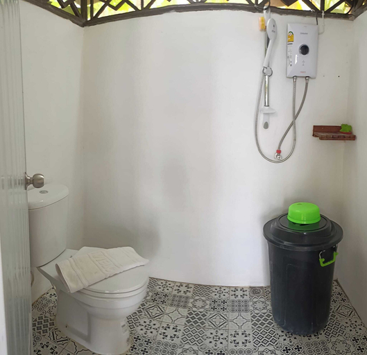 Bathroom 26