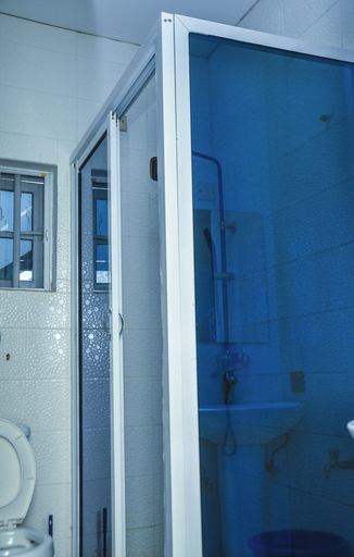 Bathroom 3, Omenma Hotels & Conference Centre, Ahizu-Mb