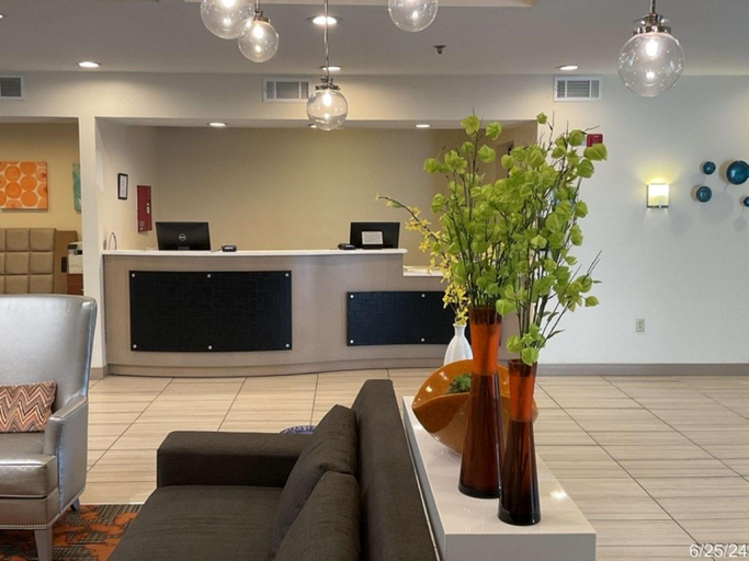 Public Area 2, Best Western Erie Inn & Suites, Erie