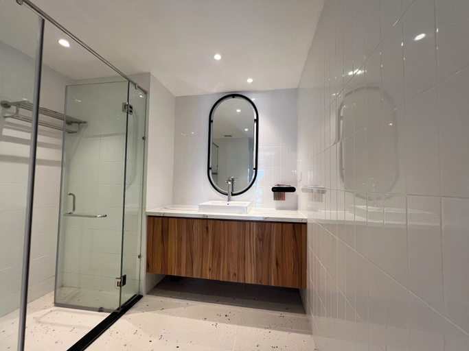 Bathroom 8