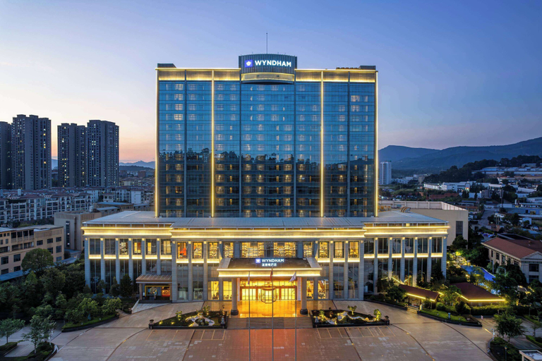 Exterior & Views 2, Wyndham Kunming Anning Hot Spring Resort, Kunming