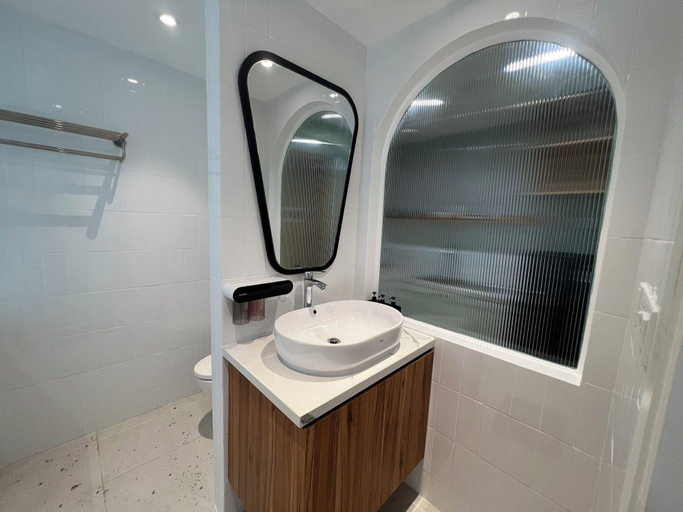 Bathroom 5