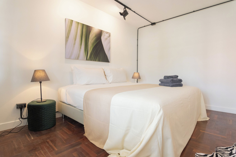 Bedroom 30