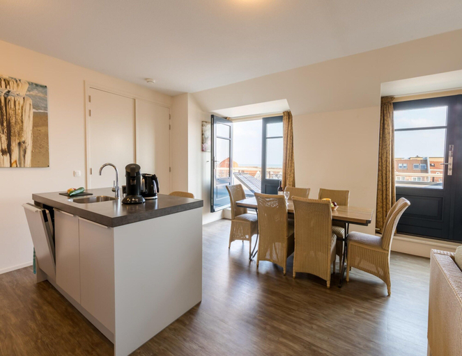 Dining 5, Apartment in Domburg near Sandy Beaches, Veere
