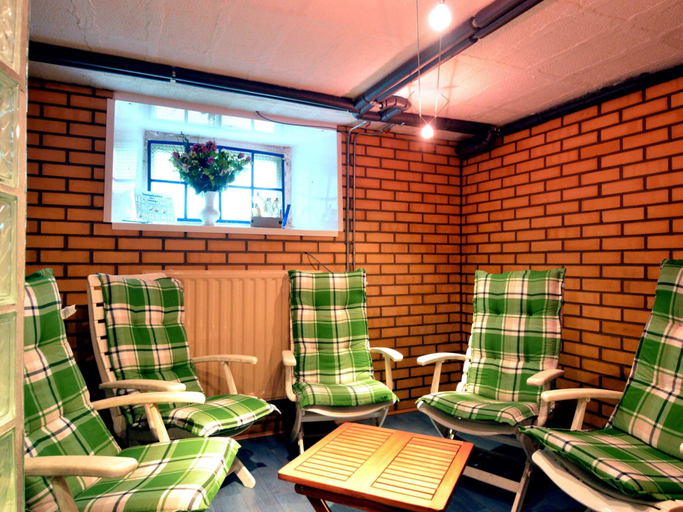 Others 5, Cosy Holiday Home With Sauna, Terrace, Liège