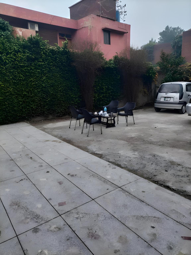 Others 2, New Kingston Motel, Lahore