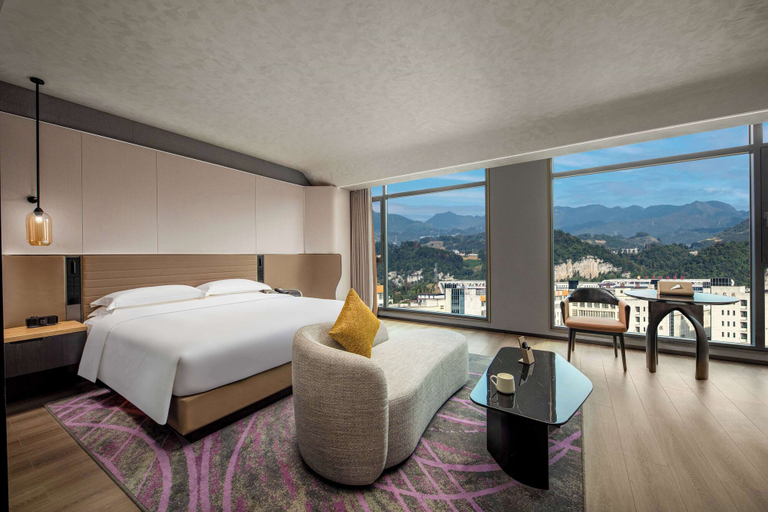 Bedroom 3, Days Hotel by Wyndham Renhuai Canglong, Zunyi