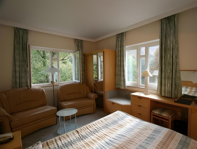 Bedroom 5