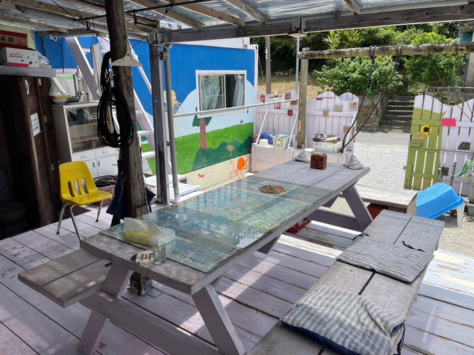 Others 5, Guest House Sumire, Nago