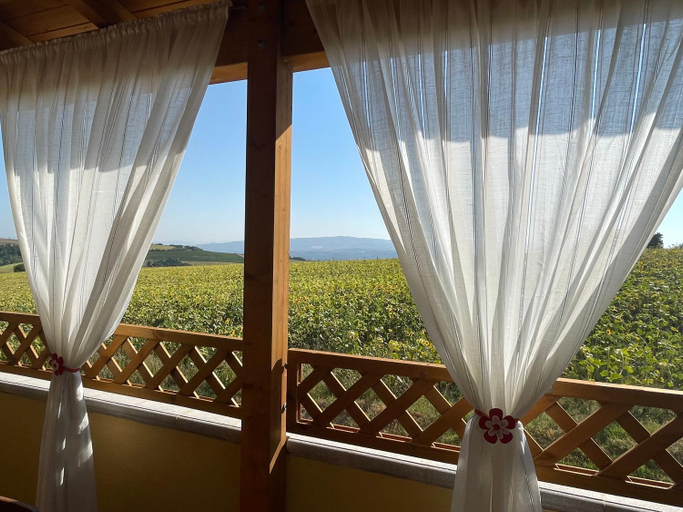 Balcony/terrace 2, AGRITURISMO LA MOROLLA, Perugia