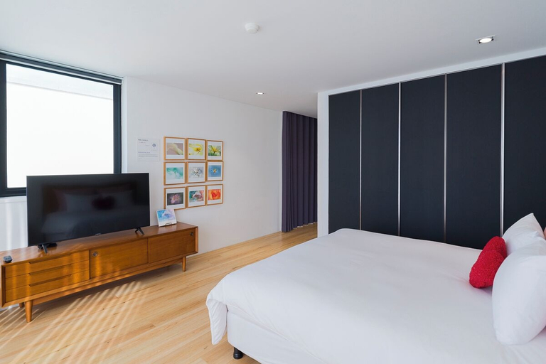 Bedroom 27