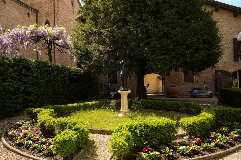 Exterior 2