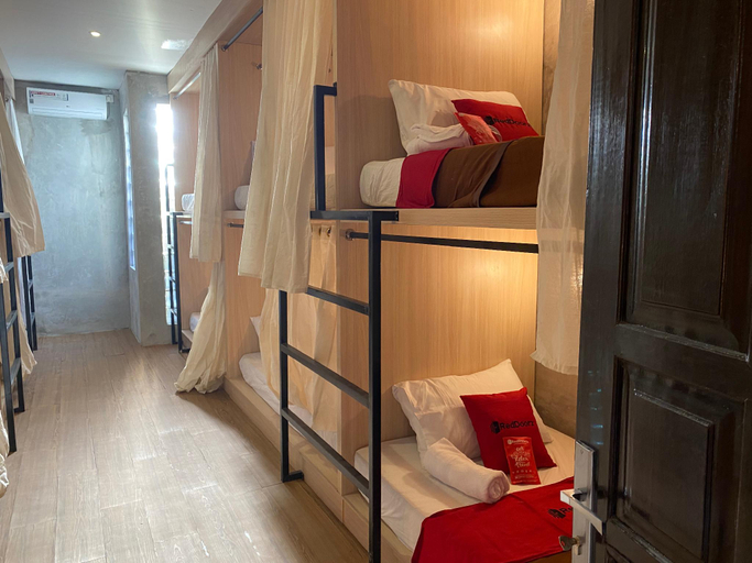 Bedroom, Pod Hostel Kuta Airport, Badung