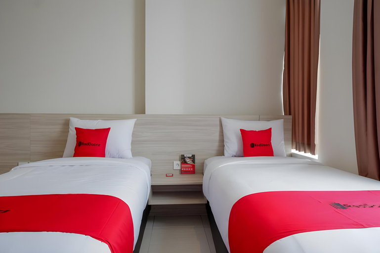 Bedroom 21