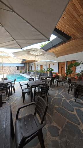 Food & Drinks 3, Hotel Alcazar Real, Utica