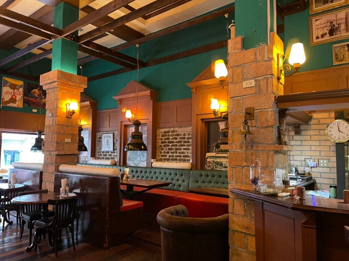 Food & Drinks 5, The Irish Clock, Muang Udon Thani