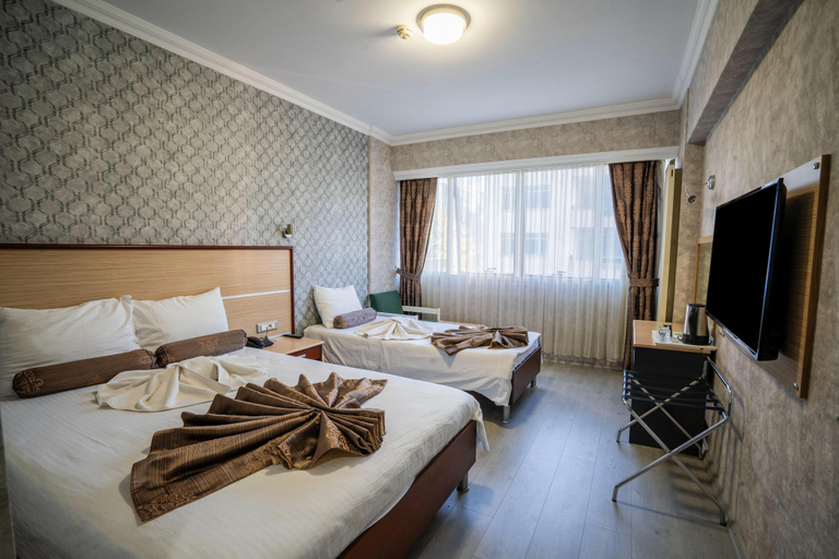 Bedroom 4, HALLEY OTEL, Merkez