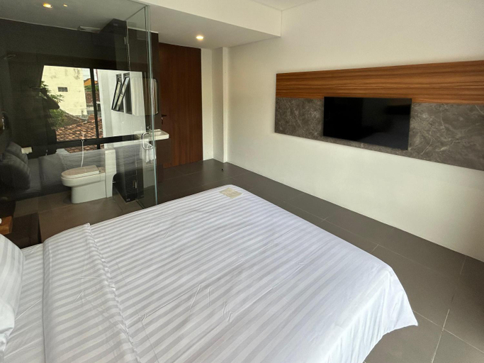 Bedroom 13
