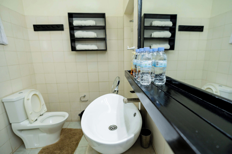 Bathroom 3, Blue Veil Villa, Nyarugenge