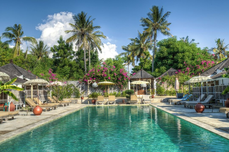 Swimming Pool 4