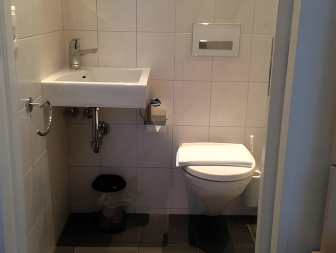 Bathroom 5