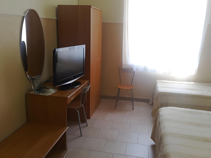 Bedroom 9