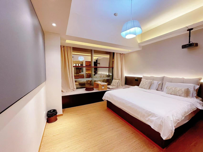 Bedroom 13