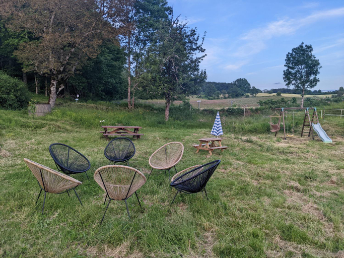Others 4, Ferme Equestre Equi'Cantal, Cantal