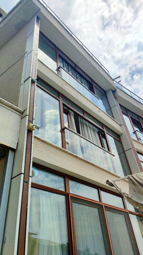 Entrance 4, Bude Ortaköy, Beşiktaş
