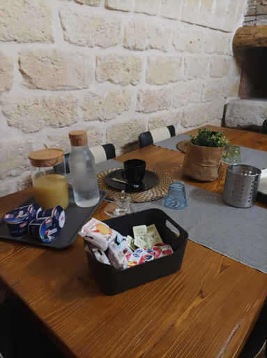 Food & Drinks, Room Pietra Bianca, Bari