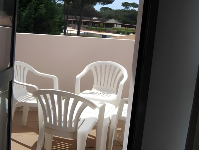 Others 3, Garden Club Toscana, Livorno