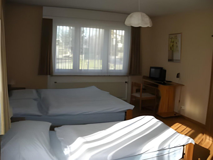 Bedroom 8