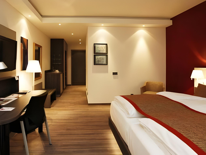Bedroom 10
