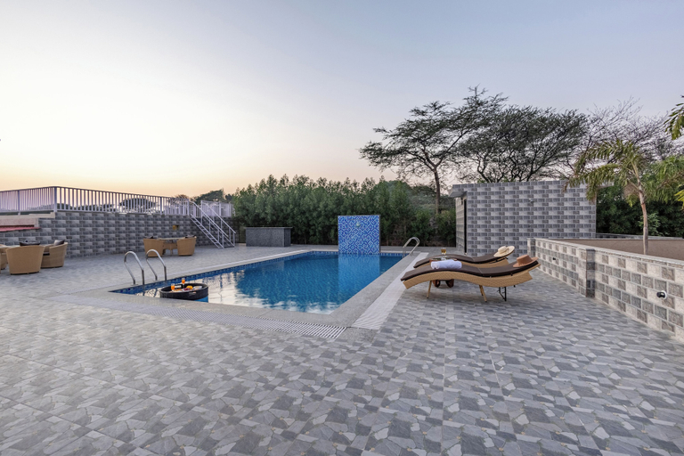 Sport & Beauty 5, ELIVAAS 5 BHK With Pvt Pool - Zenora, Mewat