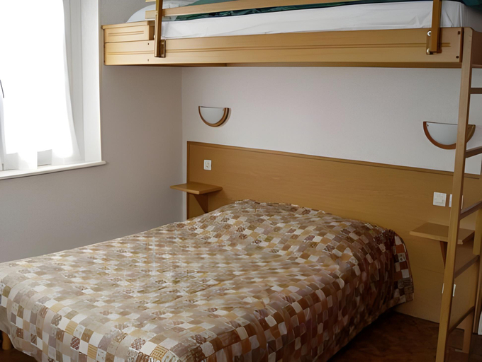Bedroom 10