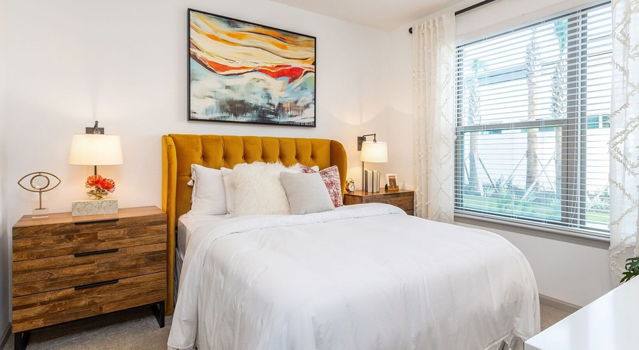 Bedroom, Corporate Suite Shoppe, Duval