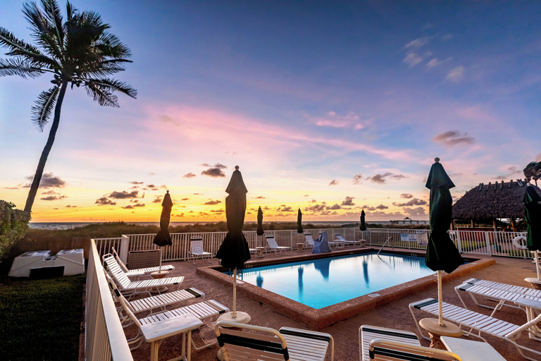 Sport & Beauty 5, Emerald Seas Deerfield Beach Club, Broward