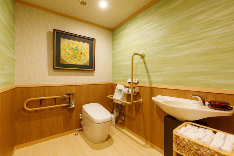Bathroom 5, Tachibana Shikitei, Kaga