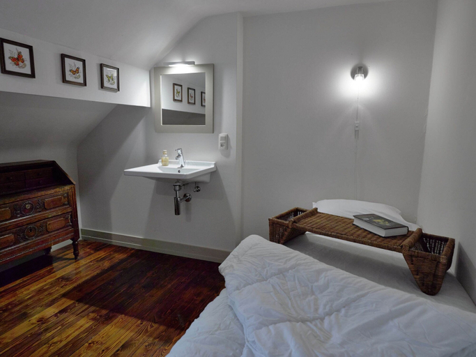 Bedroom 2, Spacious Villa in Liege, Liège
