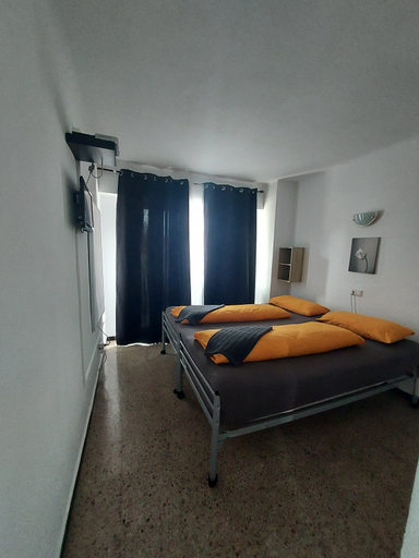 Bedroom 4, Hostal Orsi, Baleares