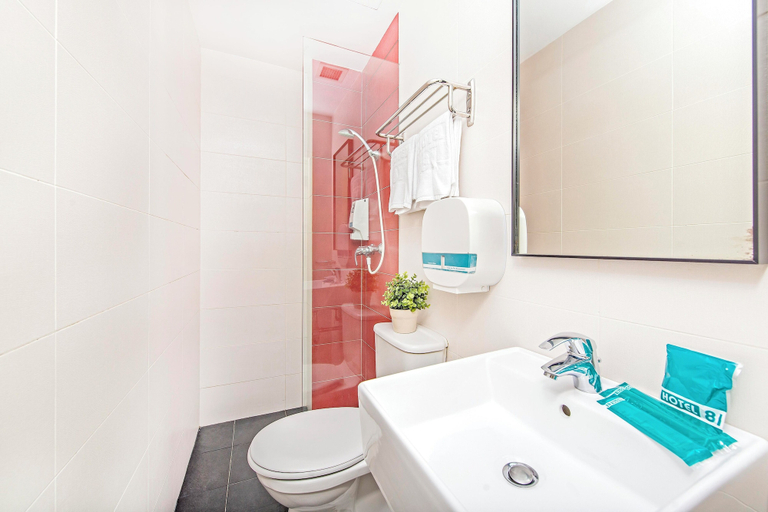 Bathroom 22