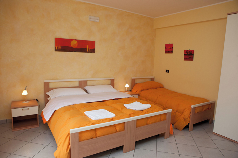 Bedroom 4, B&B Casa Mauro, Catania