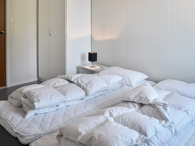 Bedroom 2, 4 Star Holiday Home in Skei i Jolster, Jølster