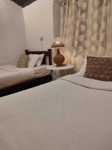 Bedroom 3, The Gundumalai Bungalow, Idukki