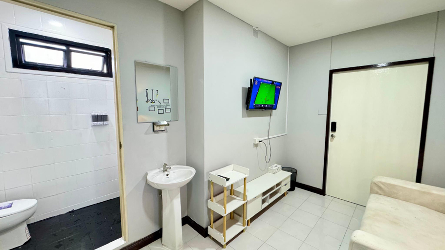Bathroom 2