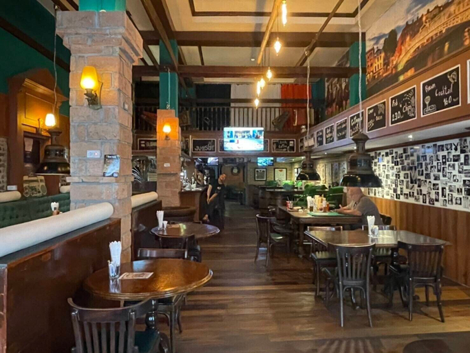 Food & Drinks 5, The Irish Clock, Muang Udon Thani