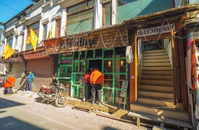 Exterior & Views 2, Nova Mayfield Hotel At Mall Road, Dehradun