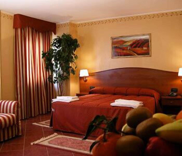 Bedroom 4, Relais des Alpes, Torino