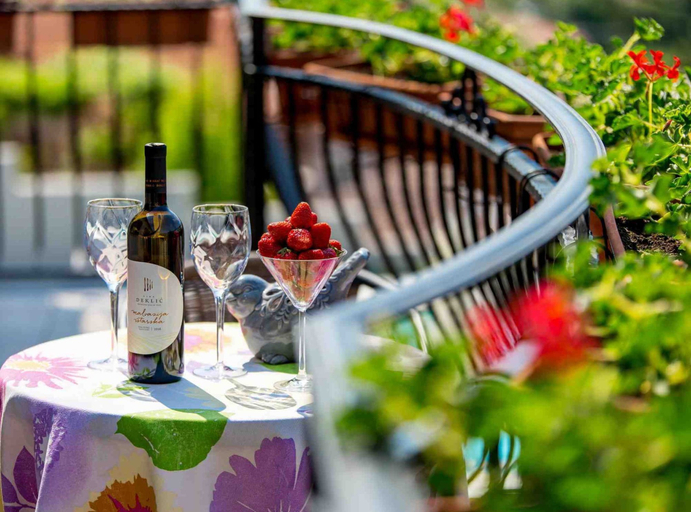 Food & Drinks 5, Modern Comfort With Shared Pool & Lush Green Surroundings in Kastav, Kastav